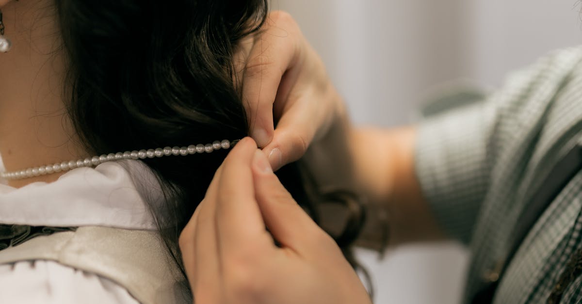 Factors Influencing the Customisation Timeline for Engagement Rings