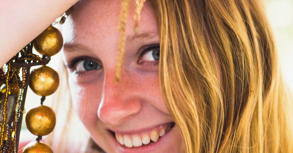 Reviving Traditional Methods in Modern Handmade Jewellery